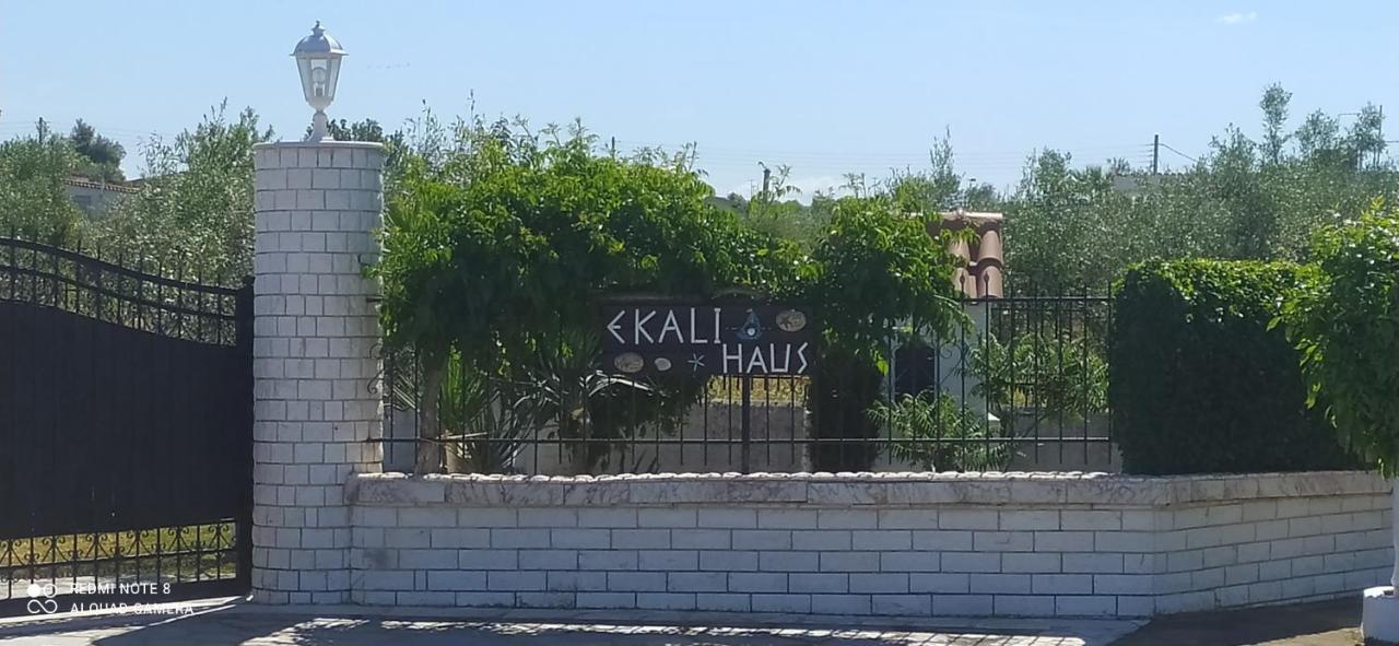 Villa Ekali-Haus Nea Iraklia Esterno foto